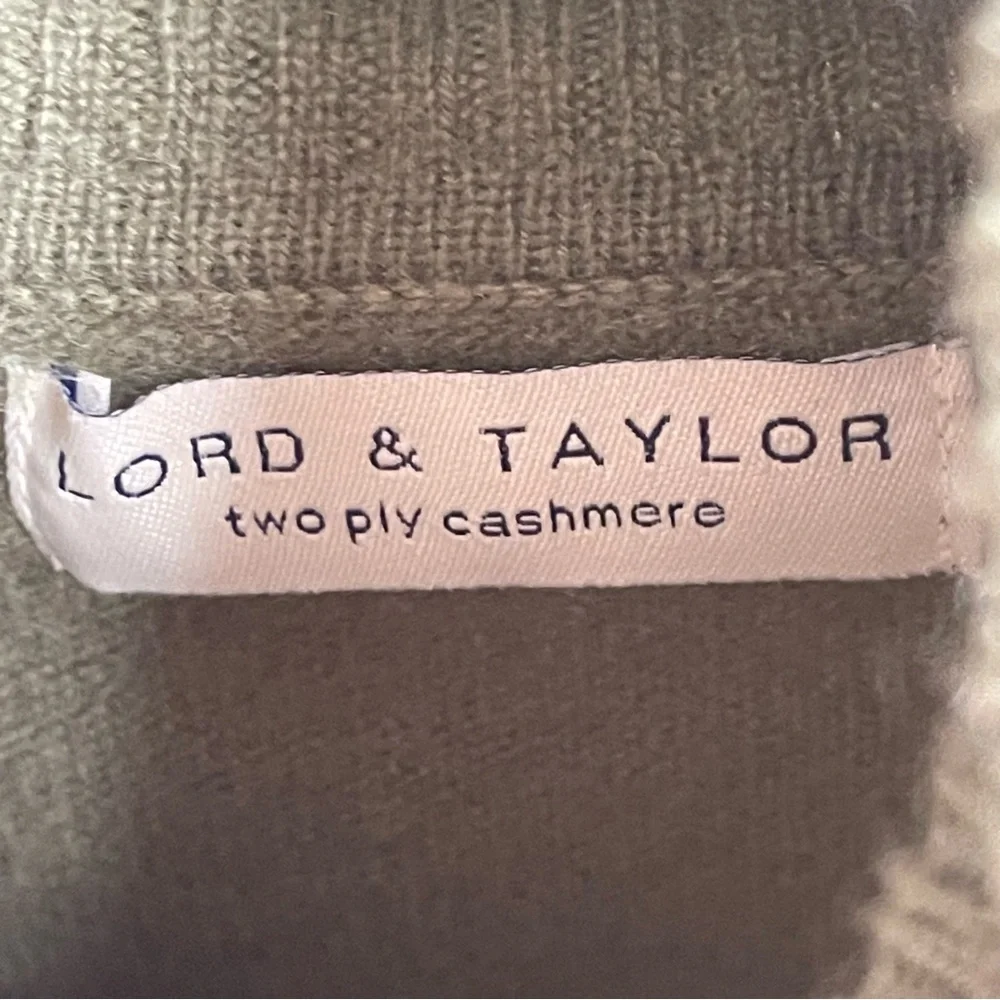 Cashmere Sweater XL Lord and Taylor Sage Green Two Ply Cashmere Turtleneck - Picture 3 of 9